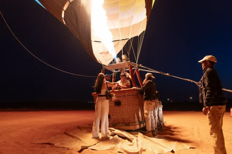 Overnight Balloon Flight — Hot Air Balloon Dubai